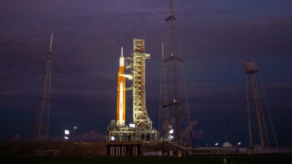 SLS Artemis 1